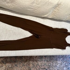 Lululemon Align Bodysuit 25” size 8 in Java